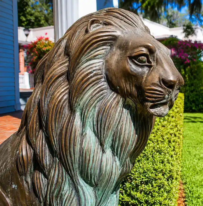 Dr. Phillips statue exterior