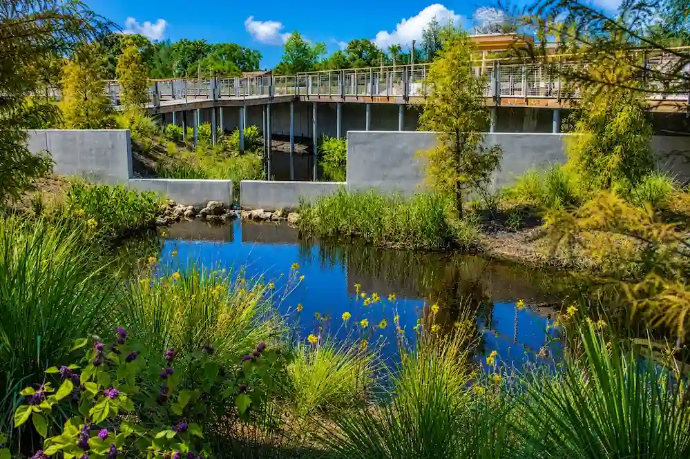 Ocoee spring lake exterior