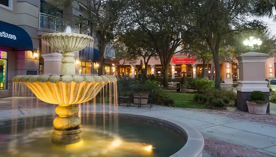 Park Avenue Winter Park fountain at dusk